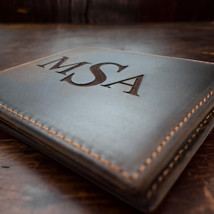 Cartera de hombre personalizada de cuero genuino, cartera personalizada, regalo de aniversario para él, regalo para esposo, regalo para novio, cartera para hombre, día del padre, papá