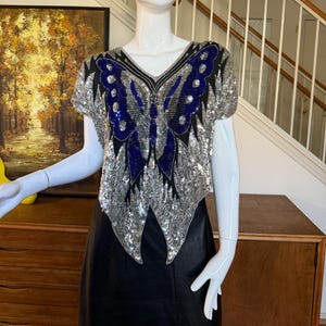 Blusa vintage anni &#39;80 in seta con paillettes e farfalle, per feste in discoteca, taglia S M L