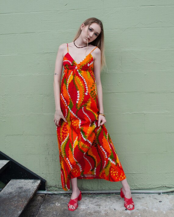 Vintage 60s Hawaiian Floral Empire Cotton Maxi dre