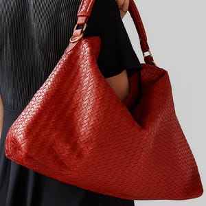 Handmade Woven Tote Bag in Genuine Leather Shoulder Purse in Hobo Style with Woven Design Everyday Leather Crossbody Bag Best Gift for Women
