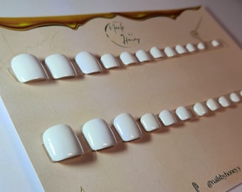 White toe press on nails  | reusable | application kit included | all twelve sizes included
