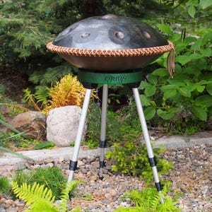 Orbis 3.0 Universal Handpan Telescopic Stand, Emerald Green Ash. Fits handpans, pantams, tongue drums and other percussions
