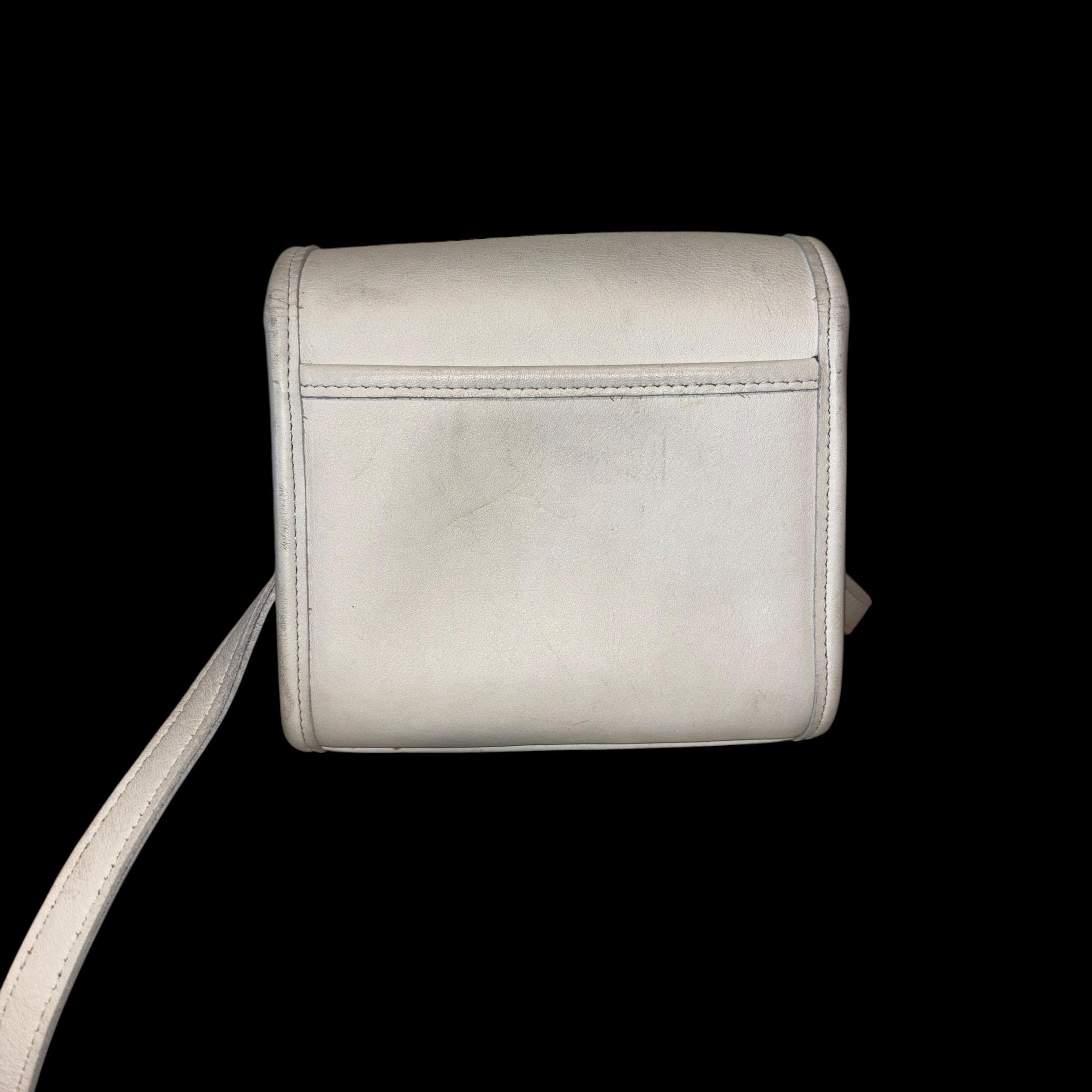 Vintage Coach | Emmie Flap Bag | Bone Leather Crossbody