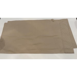 Set di 2 federe Frette Savona con bordo jacquard in raso di cotone marrone chiaro moka Italia