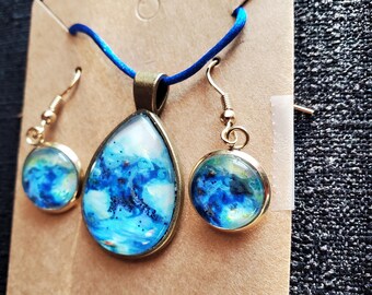 Sea Horses (Hand Embellished)Teardrop Pendant Cabochon Necklace plus Earrings! Original Artwork by Artist Heather Calderon