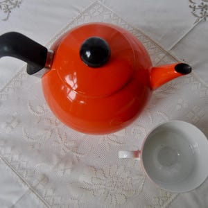 Vintage Rosenthal Tea Cup and Enameled Kettle Set, MCM Orange Kitchen Wares, 2 Piece Bundle - Dorm Room Decor bild 3