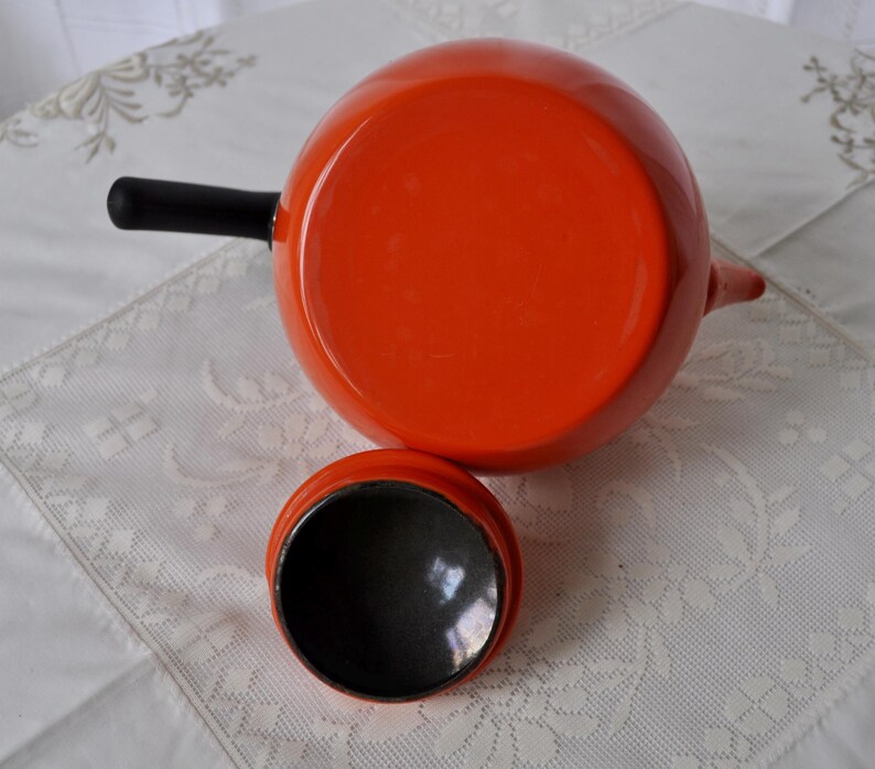 Vintage Rosenthal Tea Cup and Enameled Kettle Set, MCM Orange Kitchen Wares, 2 Piece Bundle - Dorm Room Decor bild 4
