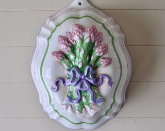Spring Asparagus Ceramic Mold/Vintage 1980s/Le Cordon Bleu Franklin Mint Collectible/French Country Kitchen Wall Hanging