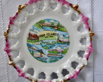 Vintage 1000 Islands Ceramic Souvenir Plate, Pink & Gold Lustreware, Ship Wheel Edge: Mid Century Retro New York Shore House Decor