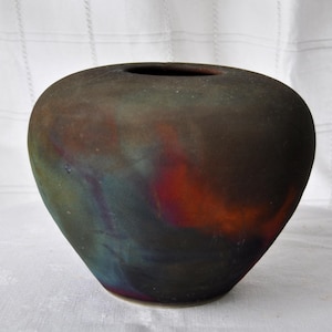 Vintage Les Mitchell Raku Pottery Bowl: Iridescent Round Flower Vase