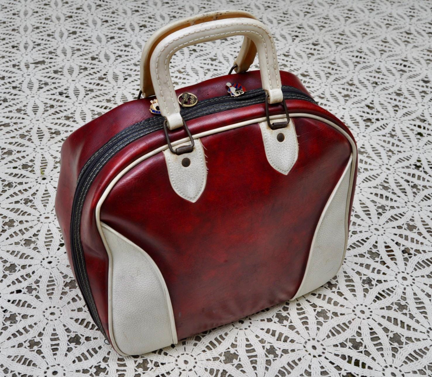 60s後半-70s FrenchVintage bowling bag Vintage Bowling Bag 60s/70s Retro Blue Vinyl With Red and