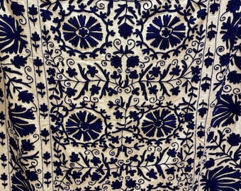 Hand Embroidered Suzani Throw: Indian Floral Tapestry, Uzbek Bedspread