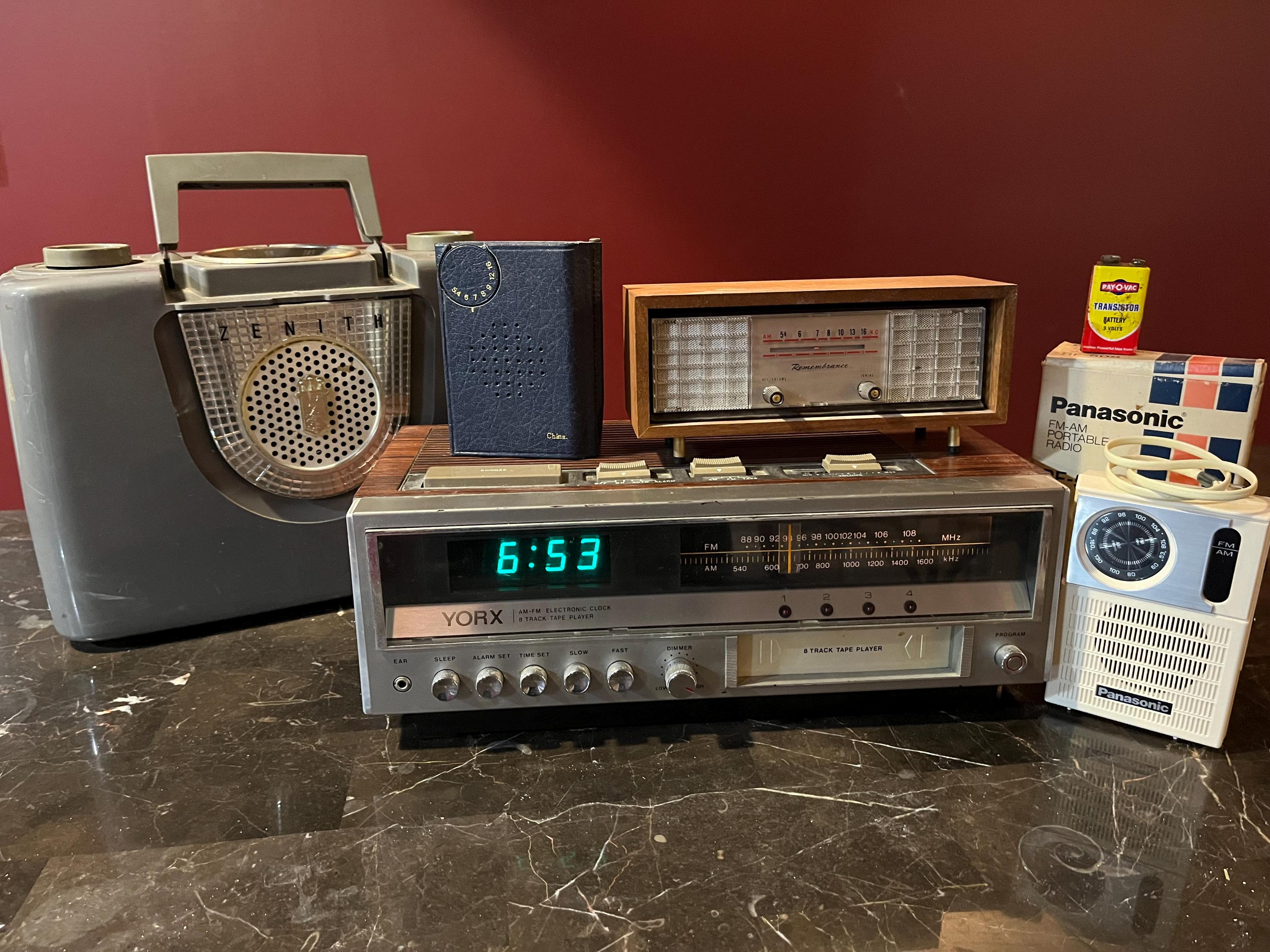 Vintage Radio Collection - Etsy Canada