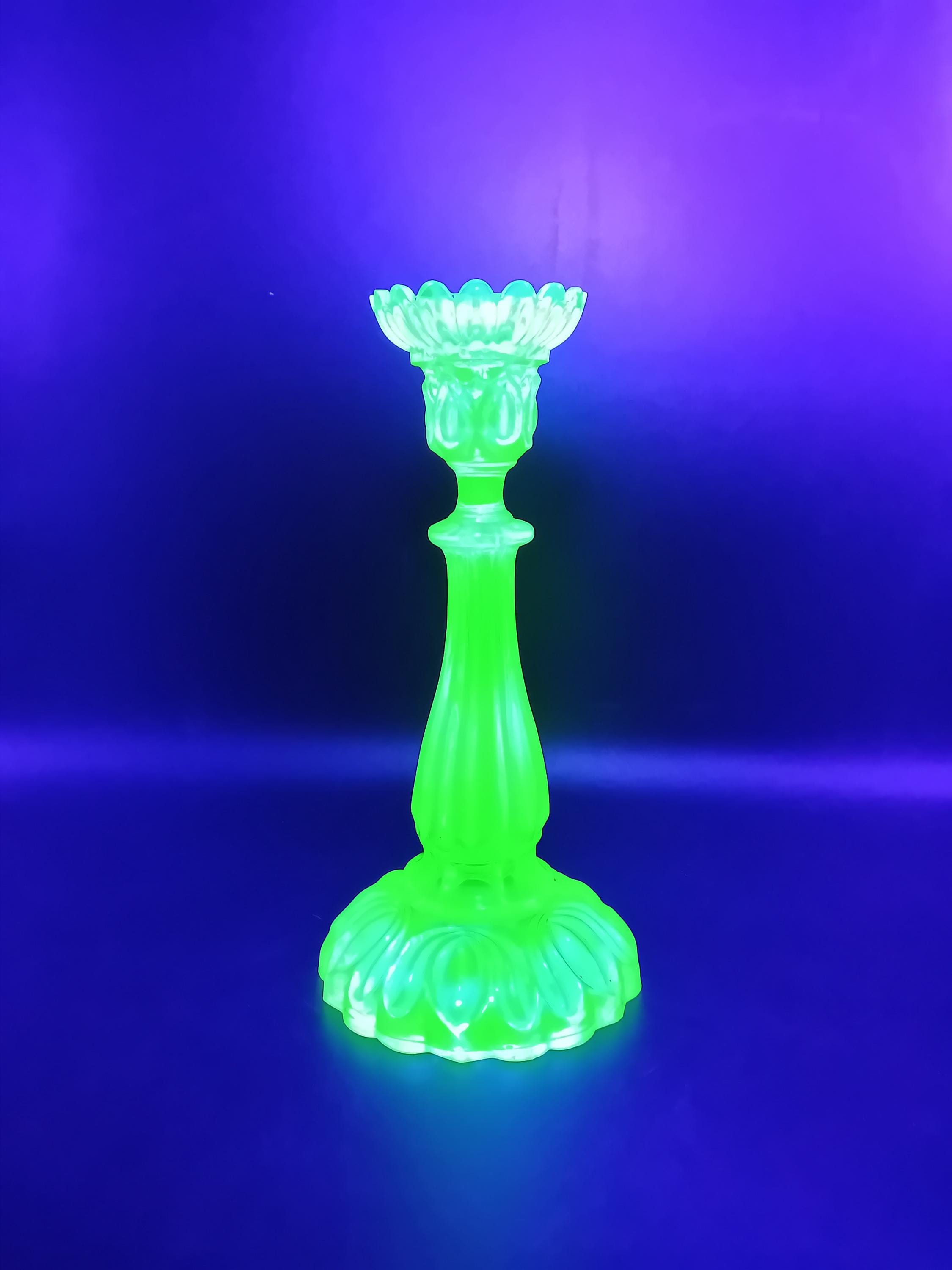 Lot De 100 Perles Berlingot En Verre Uranium Tchèque - Couleurs Vert, Marron, Saumon - Ancien Stock