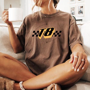 Tate McRae T8 Y2K Checkered Graphic Tee, Oversized Comfort Colors Shirt, Vintage Concert Streetwear Aesthetic