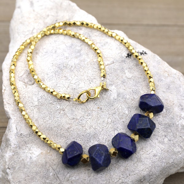 Chunky Lapis ketting met Lapis verklaring ketting, Lapis Lazuli ketting, grote Lapis Boho ketting, rustieke blauwe stenen halsketting