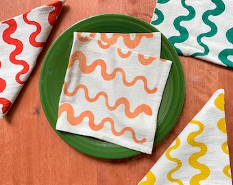 Cloth napkins, Set of 4, Hand printed natural flour sack cotton: Bold Wavy Stripes
