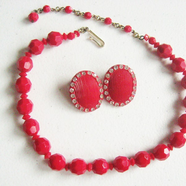 Red Necklace and Earrings / Retro Jewelry Set / Beaded Necklace from Germany / Oval Clip Earrings with Rhinestones / Fun 1950s Jewelry