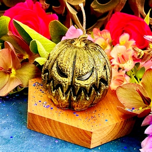Possessed Pumpkin Candle -Anita Apothecary, Halloween Candle, Pumpkin Spice Candle, Scary Candle, Samhain Candle, Pumpkin Halloween Decor