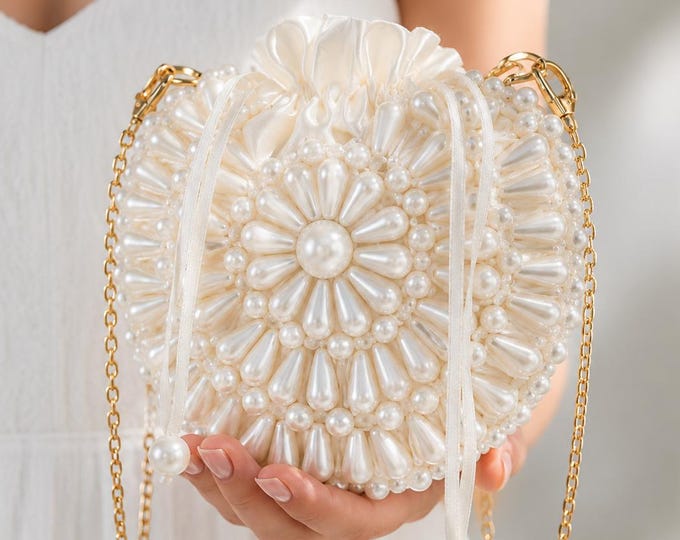 Handmade Pearl Shell Bag, Bridal Clutch, Beach Wedding Handbag, Bridesmaid Gift, Fast Shipping