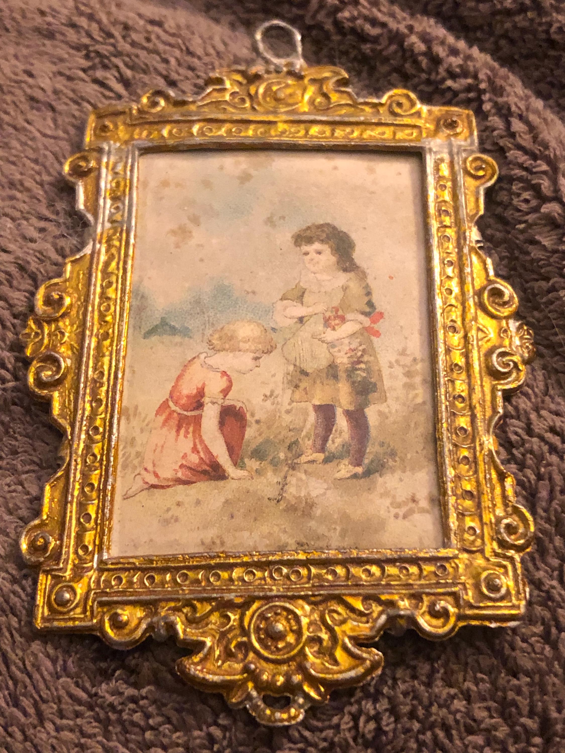 2 Cadres Erhard Und Söhne En Ormolu Avec Tableaux - Miniature Maison De Poupée Ancienne