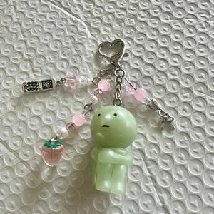 Träume Smiski Glow in The Dark Figur Schlüsselanhänger lebendige Serie 1 zufälliges Sammler Schlüsselanhänger | Kawaii Geschenk