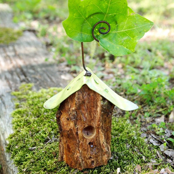 Birdhouse Woodland Card Holder Picture Frame Metal Leaf Roof Organic Wood Bird House