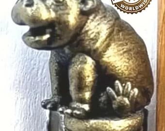1Pc Bronze Animal Door Hinges Figurines – Hippo Magnetic Cabinet Decorative Statue for Home, Office Decor, Festival Decor, Bird, Bee, Dino