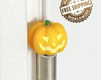 1Pc Cute Animel Door Hinges Figurines – Magnetic Cabinet Decorative Statue for Home, Office Decor, Festival Decor, Pumpkin Topper, Candy