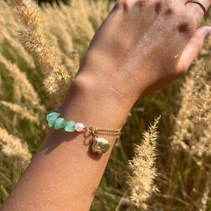 Personalizable gemstone bracelet with pendant, natural stone, 18K gold plated, real freshwater pearls, elegant bracelet, charm