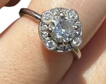 Laurence Bruyninckx Diamond Engagement Ring 18K White Gold Halo LX Antwerp