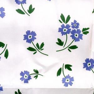 Quilt Fabric, White/Blue Floral FQ Fat Quarter, Poly Blend 17.5&quot;x 19.5&quot; Quilting, Crafts