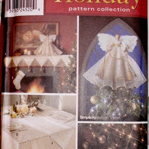 SIMPLICITY 9449 Christmas Decorations Tree Skirt, Mantle Scarf, Stocking, Angel, Tablecloth,  Sewing Pattern UNCUT (c) 2000 Craft Pattern