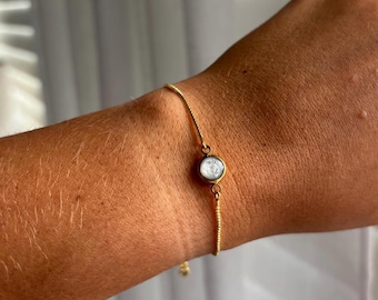 Pet Cremation Ashes Bracelet: Memorial Keepsake