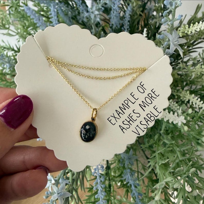Pet Cremation Ashes Necklace: Memorial Keepsake image 2