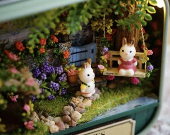 英国農村風景＆花木～本格トールペイント　希少/一点もの　収納ＢＯＸ　美品 英国農村風景＆花木～本格トールペイント 希少/一点もの 収納BOX 美