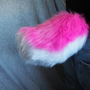 Pink and White Nub tail