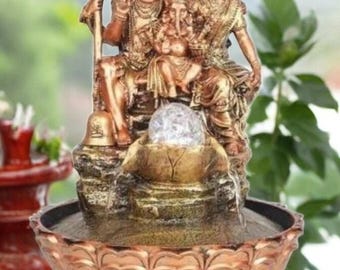 Beautifully Crafted Endearing Design Water Fountain