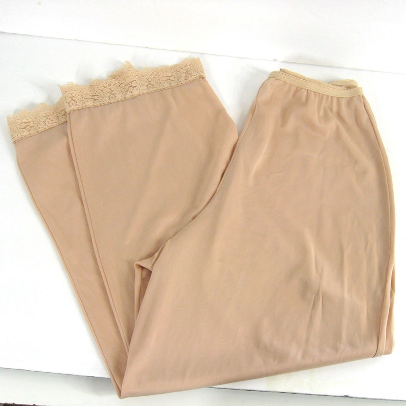 Nude Pettipants Ankle Length Vassarette Vintage Beige Nylon Bloomers, Underneath It All Pants Liner Size 6, USA Made