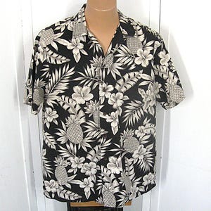 Vintage RJC Hawaiian Shirt Pineapple Black & White Tropical Cotton Print, Made In Hawaii, XL