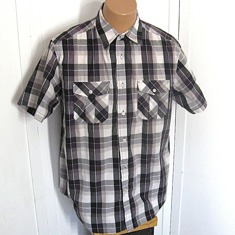 Men's Vintage Shirt Beverly Hills Polo Club, Black White Purple Check / Plaid, Short Sleeve, Large