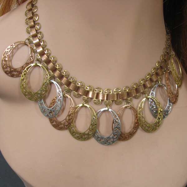 Vintage 1940s Boho Bib Necklace Tri Color Filigree Hoops On Book Chain, Gold, Silver & Copper Tones