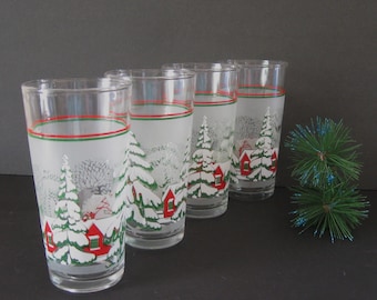 4 Glassware Set Red Cabin In The Snowy Woods, 16 Oz Glass Tumbler, KIG Indonesia, Vintage Winter Holiday Dining or Barware