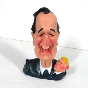 Vintage 1989 George HW Bush & Dan Quayle Squeaky Toy, Political Caricature Spitting Image Collectible