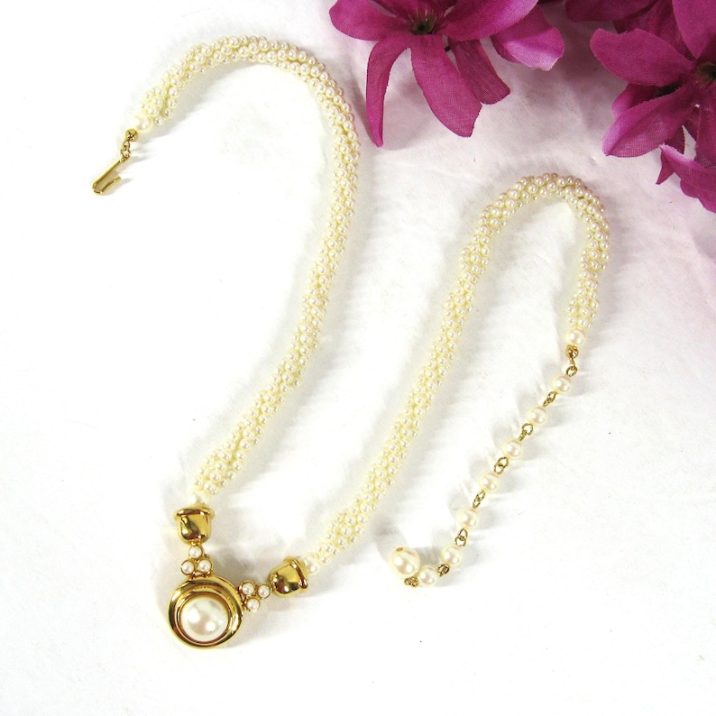 Vintage Necklace Faux Pearl White Twisted Strands w/ Cabochon Pendant 70s Marvella Signed