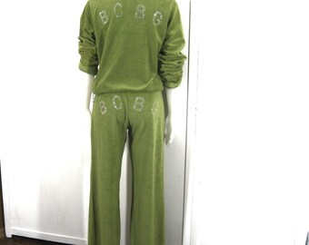 BCBG Maxazria Tracksuit 2 Pc Y2K Vintage Green Velour BCBG Maxazria Tracksuit 2 Pc Y2K Vintage Green Velour