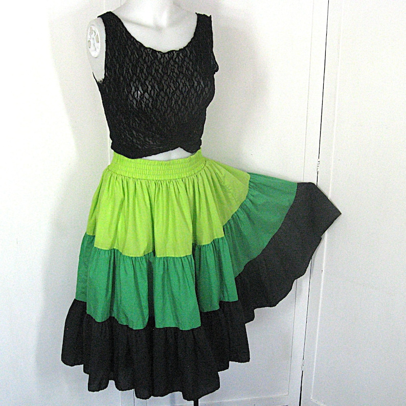 Vintage Circle Skirt Green & Black Tiered Color Block, Elastic Waist, Hidden Pockets, Made In US, Large