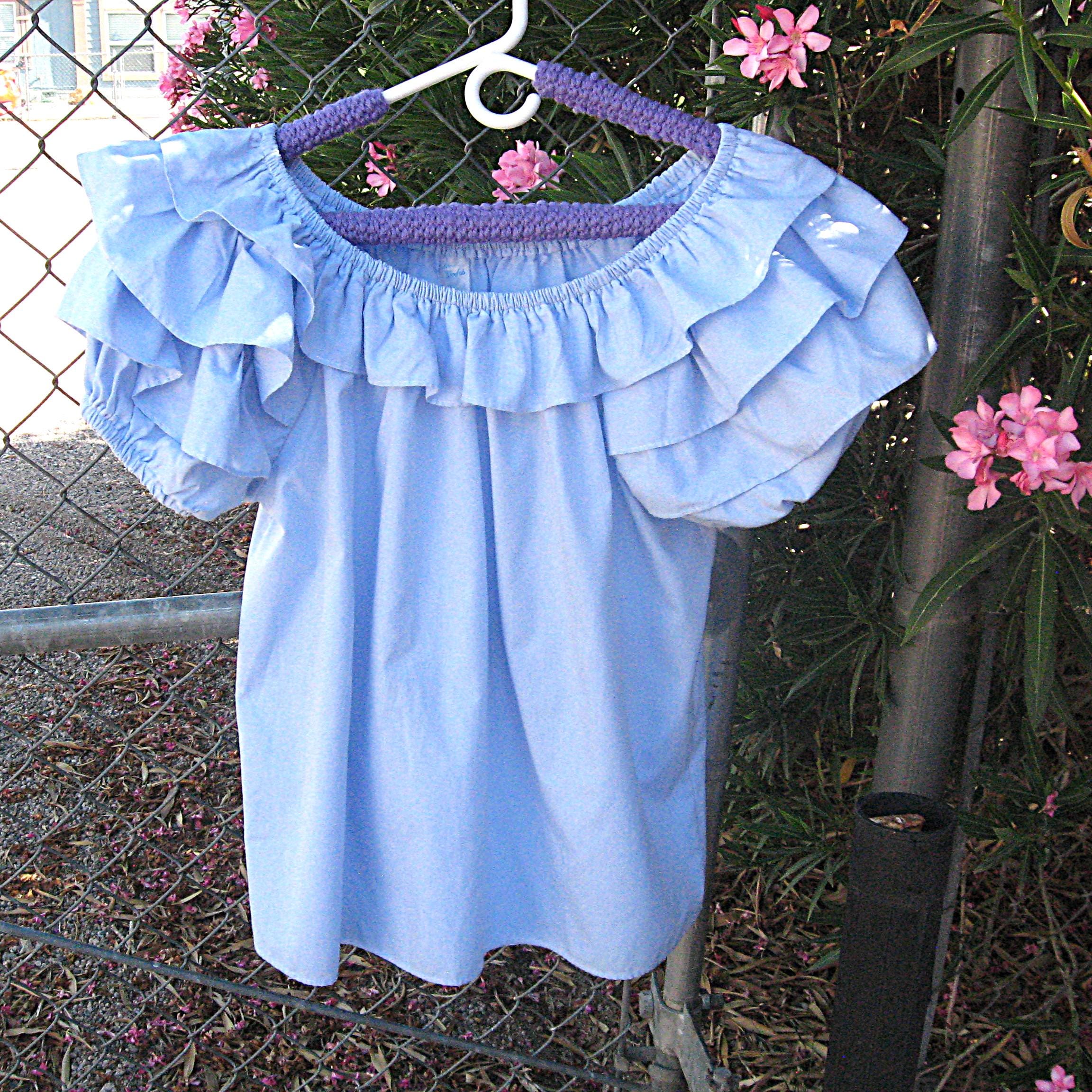Blue Peasant Blouse 70s Off Shoulder Ruffled Elastic Neckline, Multi Ruffle Short Puff Sleeve Vintage Malco Modes Poly Cotton, Large