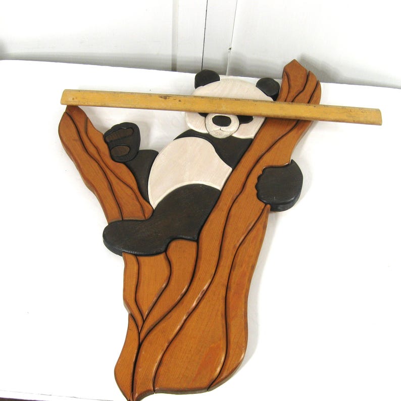 Vintage Wood Panda Bear Wall Hanging 3D Inlaid Intarsia Art 1990s, Large 22.5 x 14" bild 6