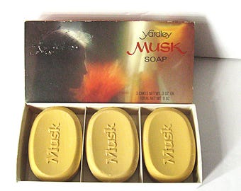 Vintage Yardley Of London 3 Bar Musk Soap Set, Original Gift Box 1960s -70s
